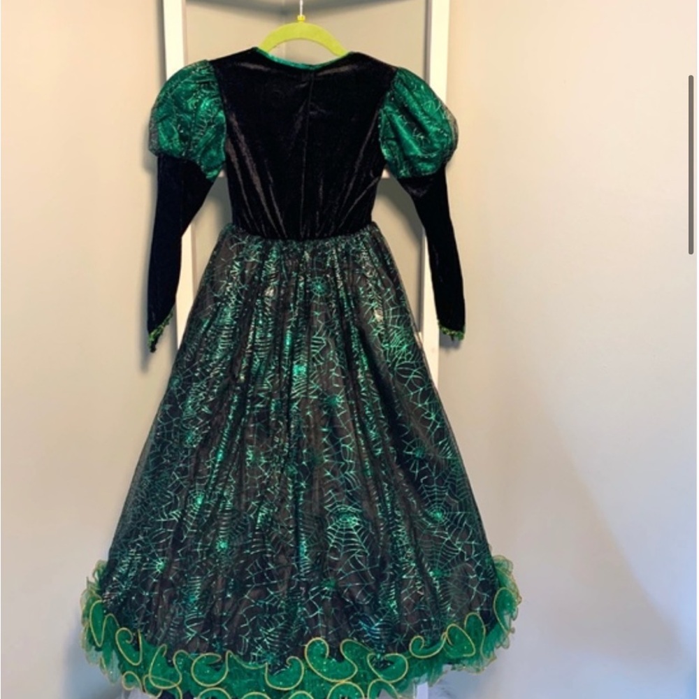 Halloween Witch Costume Childs size 6X L